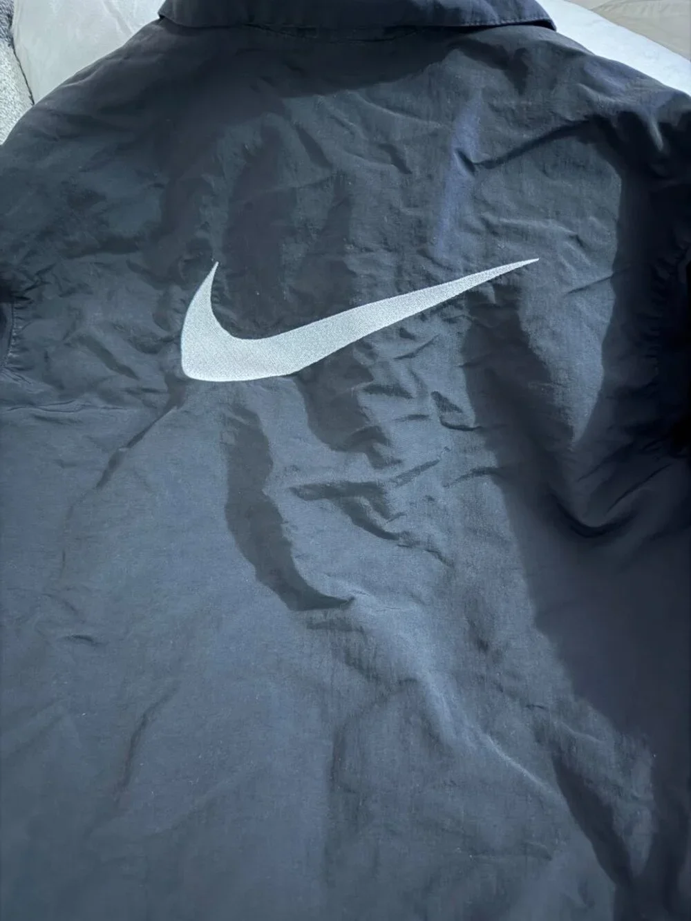 Nike Oversized UV Woven Coaches' Jacket (Black) Women's Large